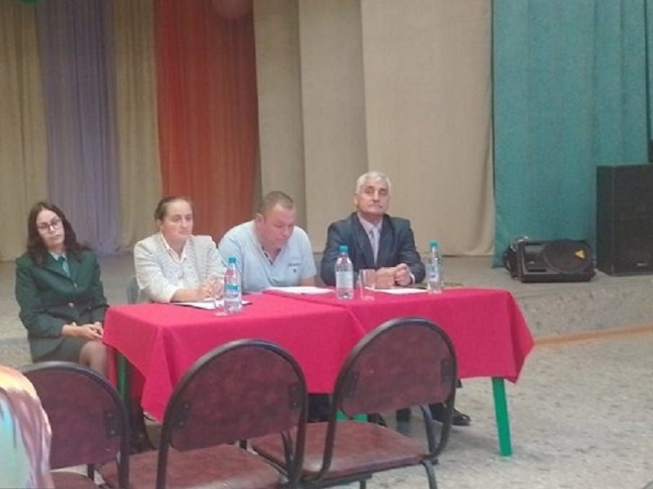 photo_5251516569803157991_y