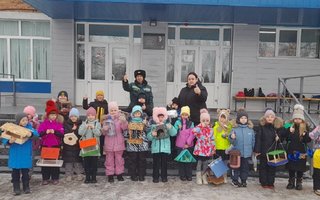 photo_5257966103151971573_y