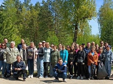photo_5278221744441782960_y