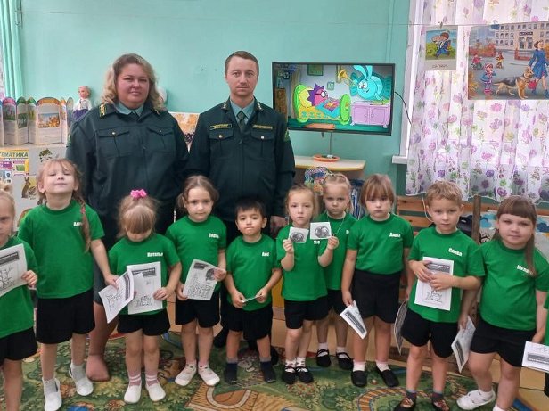 photo_5357350413722059271_y